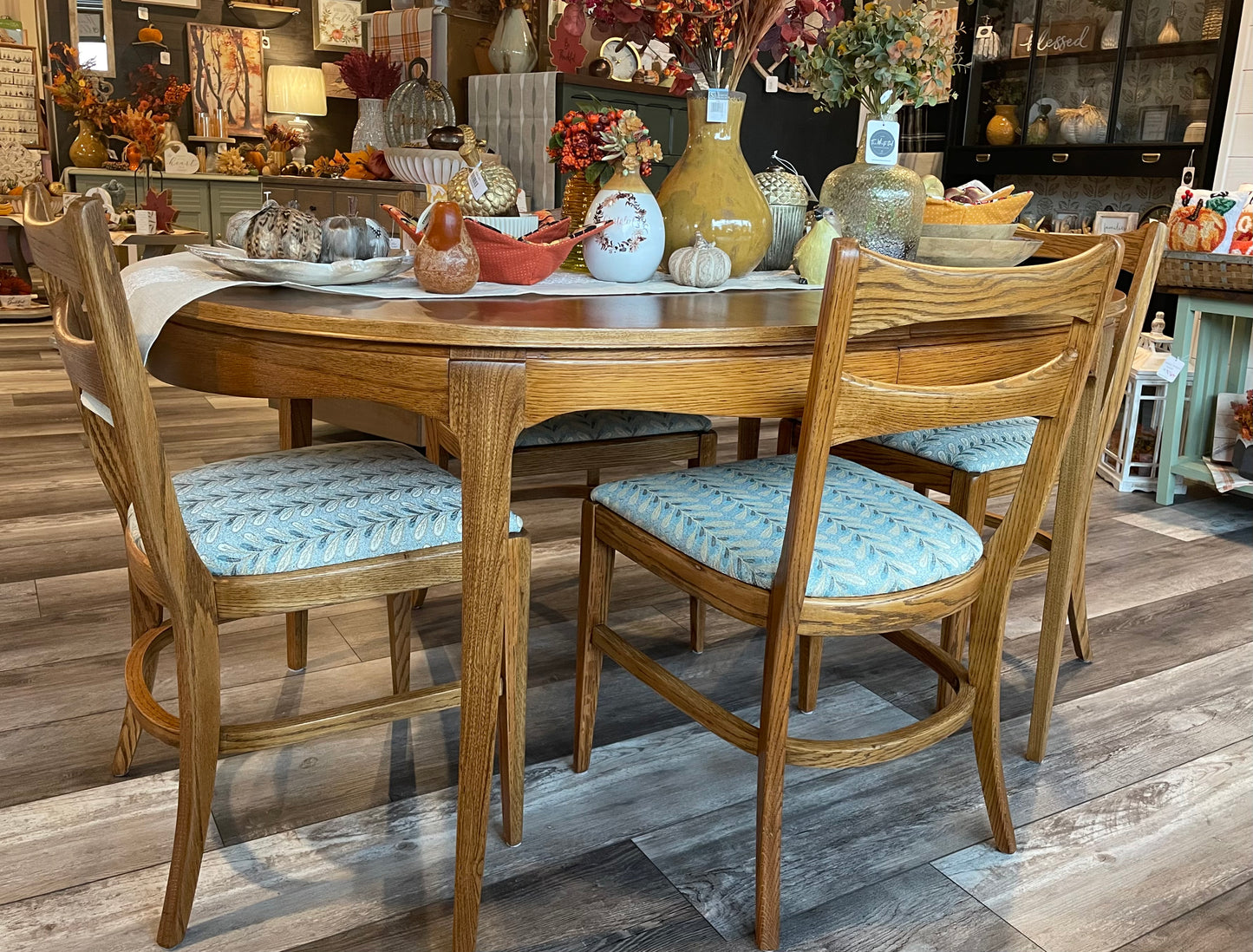 Lane MCM dining table with 4 chairs